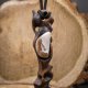 Wisiorek z drewna lipy, lipa i krzemień pasiasty – ręcznie rzeźbiony, artystyczne zdobienia, biżuteria z drewna, luxe wooden jewelry