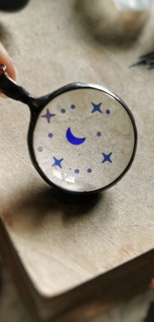Naszyjnik koło - księżyc i gwiazdy