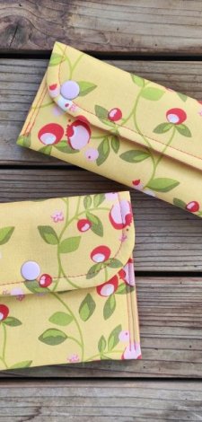 Etui kwiaty - Zestaw podróżny 13