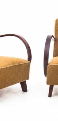 Dwa żółte fotele boucle, proj. J. Halabala, Czechosłowacja, lata 30.