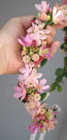 Różowy poranek – wianek z jaśminem i dziką różą na głowę