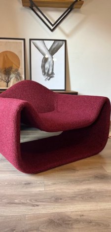 Fotel minimalistyczny nowoczesny boucle