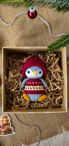 Mały pingwinek w pudełku, Zabawka na prezent, Prezent na Mikołaja