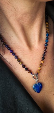 naszyjnik z kwarcu górskiego i onyksu