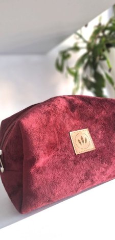 Kosmetyczka z puchatego weluru Bordowa