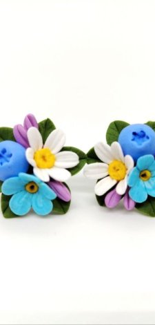 Kolczyki sztyfty kwiaty handmade stokrotka niezapominajka jagoda