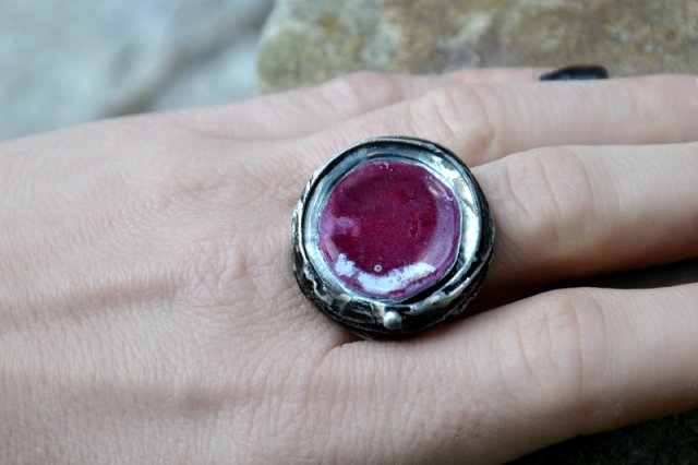 purpurowy