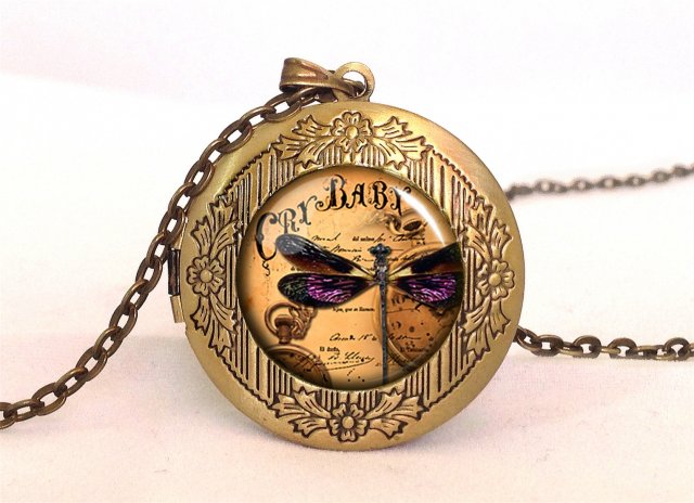 Cry Baby - sekretnik z łańcuszkiem - Egginegg