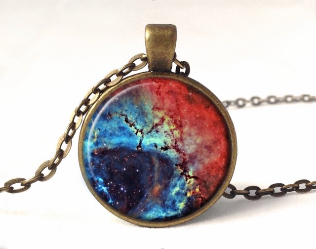 Orion Nebula - medalion z łańcuszkiem - Egginegg