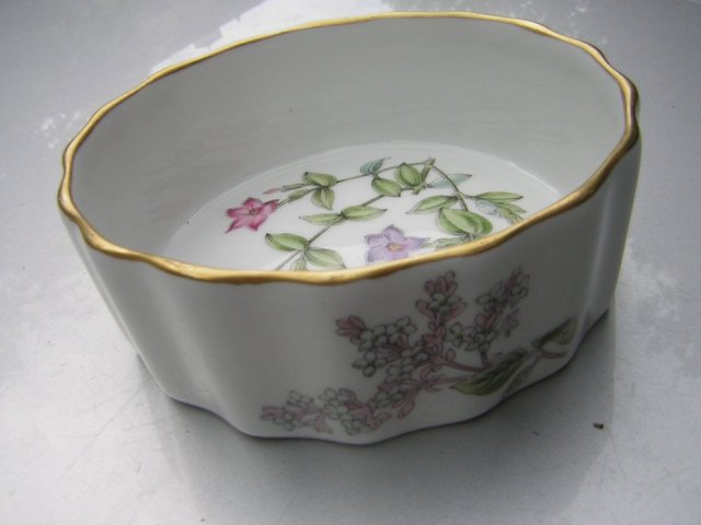 Spode Stafford Flowers porcelanowa miska  naczynie do zapiekania