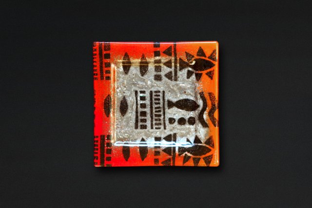 SZKLANY TALERZ SZKLANY PŁASKI AFRYKA 17 X 17 CM