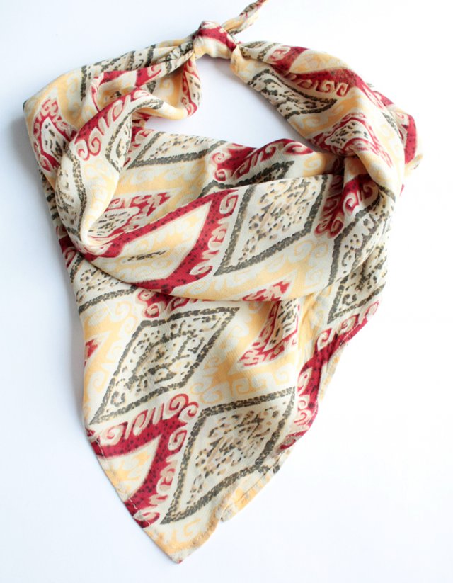 Zwiewna chusta vintage