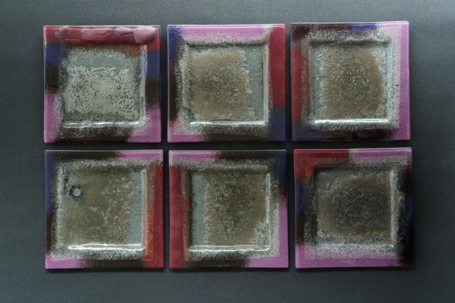 szklany płaski talerz  Fiolet Srebro 17  x 17 cm