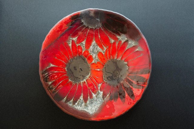 Szklana okrągła patera talerz KWIATY CZERWONE 43 CM