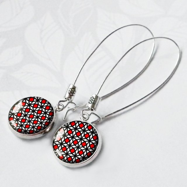 Eleganckie kolczyki z grafiką w szkle - DELIKATNA MOZAIKA W CZERWIENI