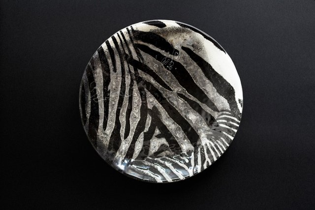 Okrągła szklana patera talerz ZEBRA 32 cm