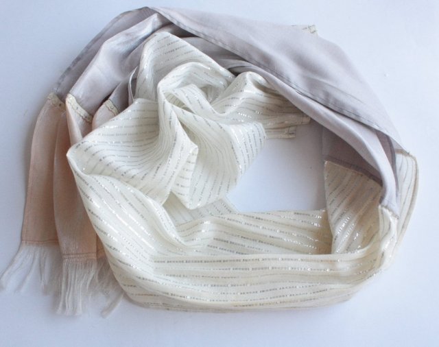 Finezyjny szal vintage łączone materiały