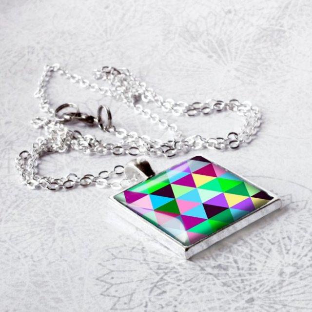 triangles:: naszyjnik z UNIKALNĄ grafiką W SZKLE