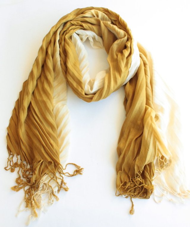 Wachlarzowa struktura szal vintage