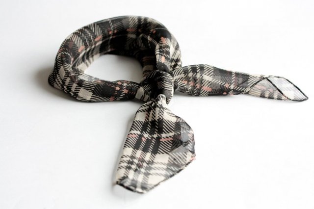 Chusta elegancka kratka