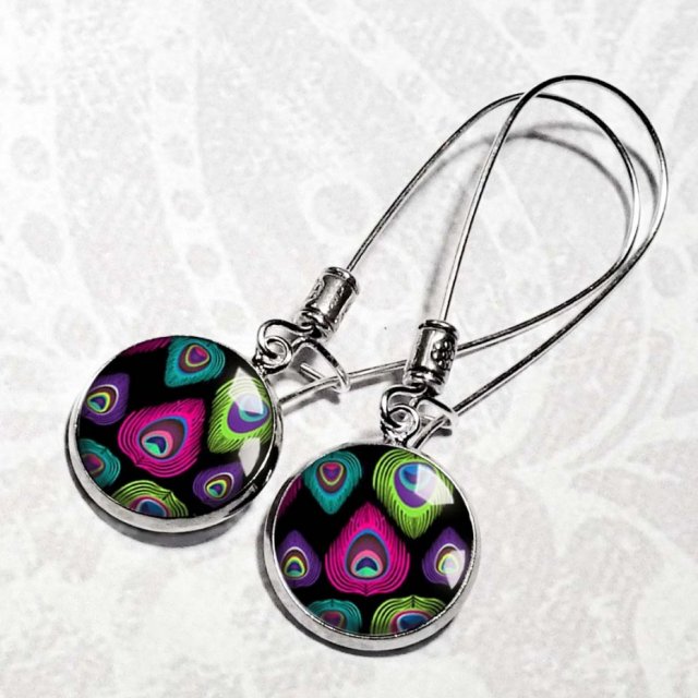 pawie pióra Eleganckie kolczyki z grafiką