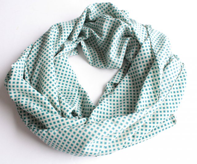 Wzorzysty duży szal