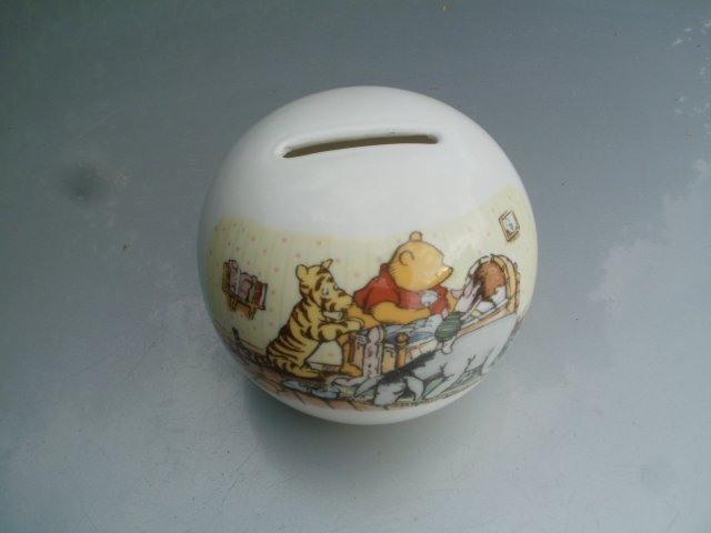 Royal  Doulton Disney Winnie the Pooh  Prezent chrzestny