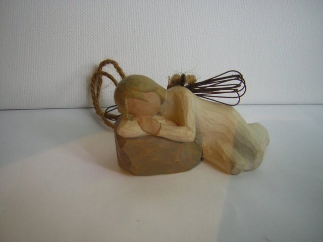 dreaming Angel   2004 willow tree  Susan Lordi  kolekcjonerska figurka demdaco
