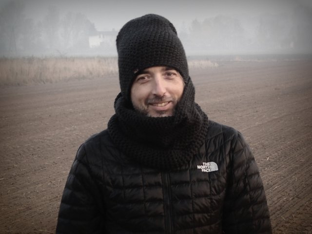 czarna czapka zimowa CIEMNA STRONA MOCY