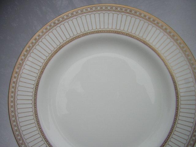 wedgwood Bone China PB duży  26,5 cm szlachetnie porcelanowy elegancki talerz patera