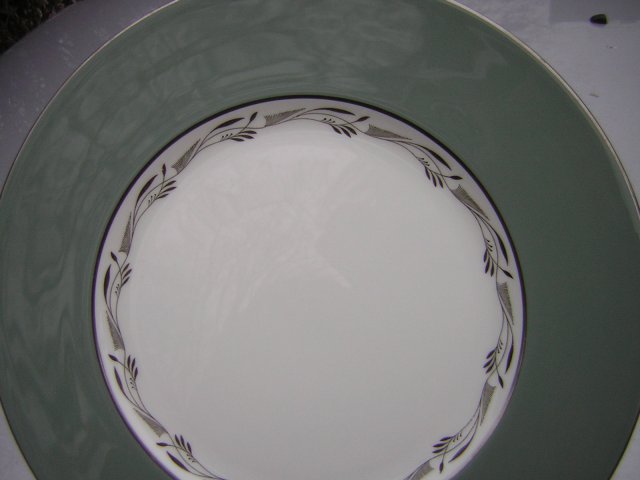 wedgwood Bone China  duży  27 cm szlachetnie porcelanowy elegancki talerz