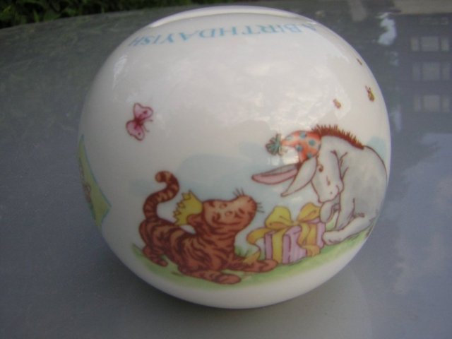 Royal  Doulton Winnie the    Pooh     Disney    A Birthdayish sort of Day