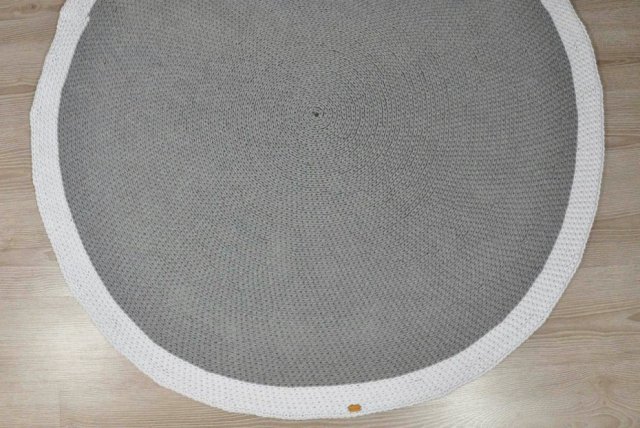 GRUBY DYWAN SZARY W RAMCE 130CM
