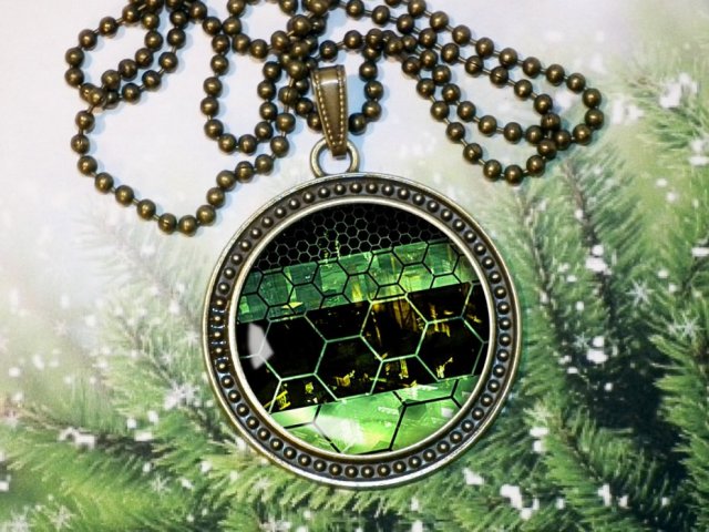 green abstract :: naszyjnik duży medalion na łańcuszku idealny jako prezent