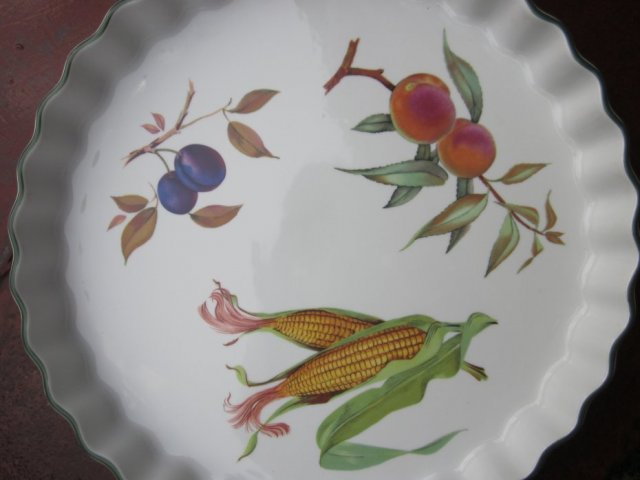 Royal Worcester -  imponujące 35,5 cm średnicy  -  urodziwe naczynie do zapiekania -Rzadko spotykana rzecz