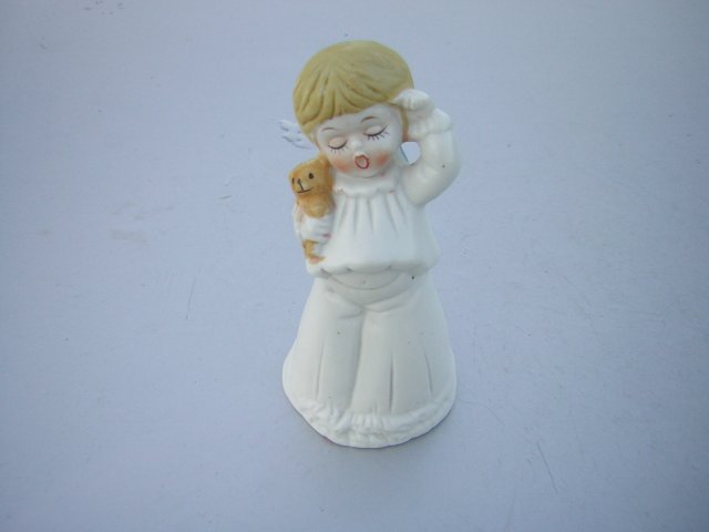 statej daty Porcelanowa figurka dzwonek