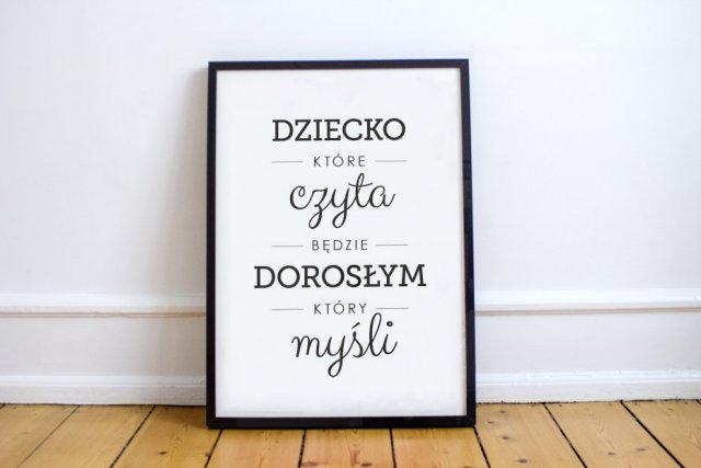 A4 Plakat książkowy - 14 Dziecko, które czyta
