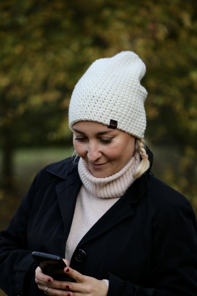 gruba czapka z wełny merino ECRU