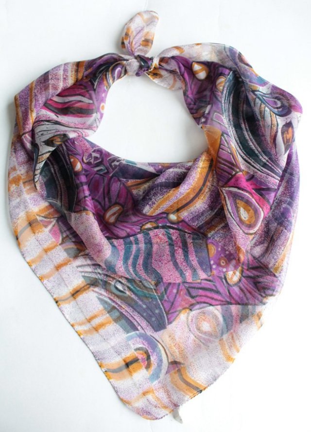 Zwiewna chusta vintage abstrakcyjne printy