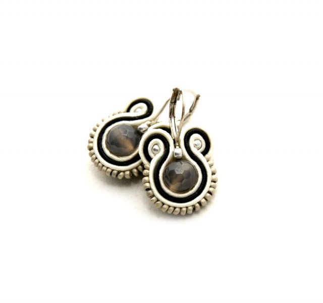 małe kolczyki sutasz z agatami - soutache