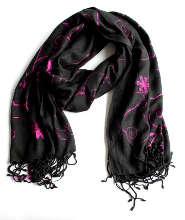 Exclusive scarf