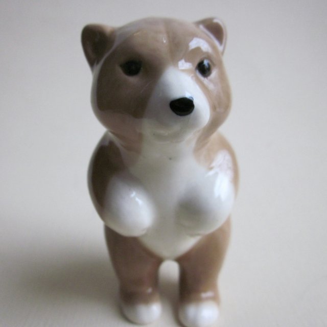 Jestem Miś mały Miś -  porcelanowa figurka ręcznie malowana