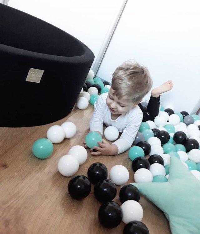 Zabawa Z Kulkami Dla Dzieci Czarny suchy basen z kulkami MEOW dla dzieci 30 cm + 200 piłek