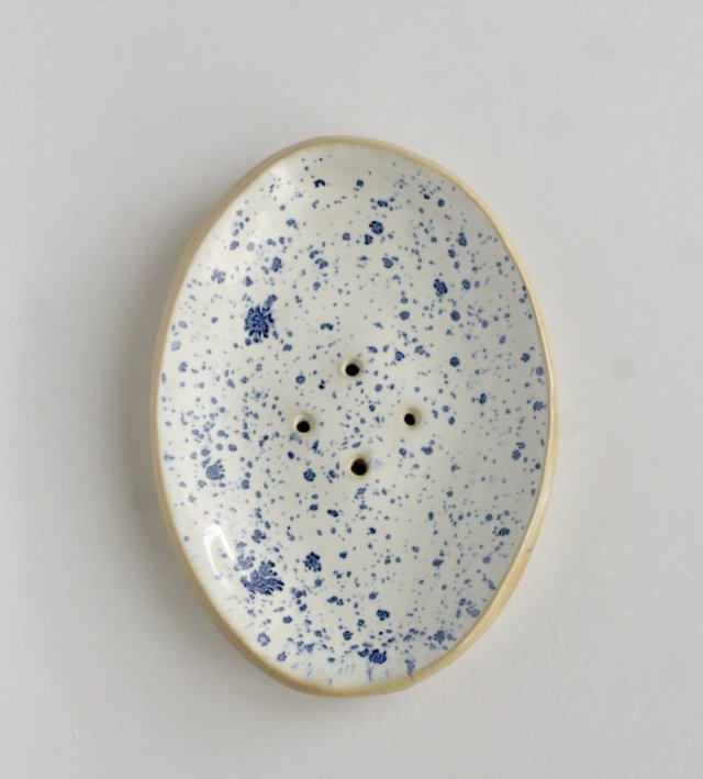 mydelniczka ceramiczna biało-niebieska