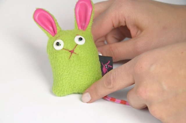 brelok myszka , zielona mysz zawieszka do kluczy i torebki, śmieszna maskotka handmade