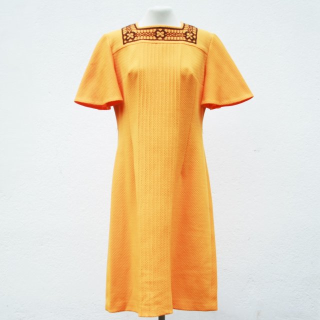 ORANGE VINTAGE DRESS