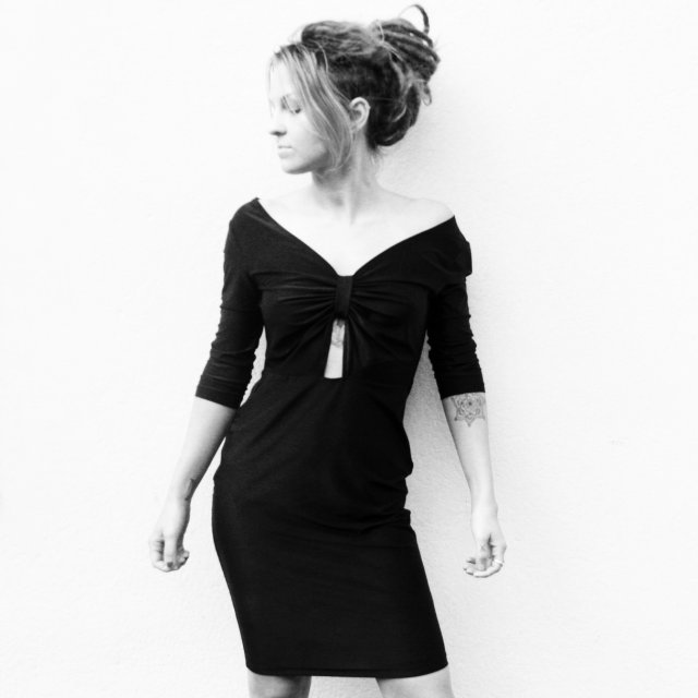 LITTLE BLACK DRESS CZARNA SUKIENKA