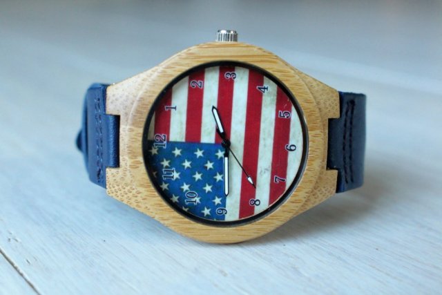 Drewniany zegarek  AMERICA