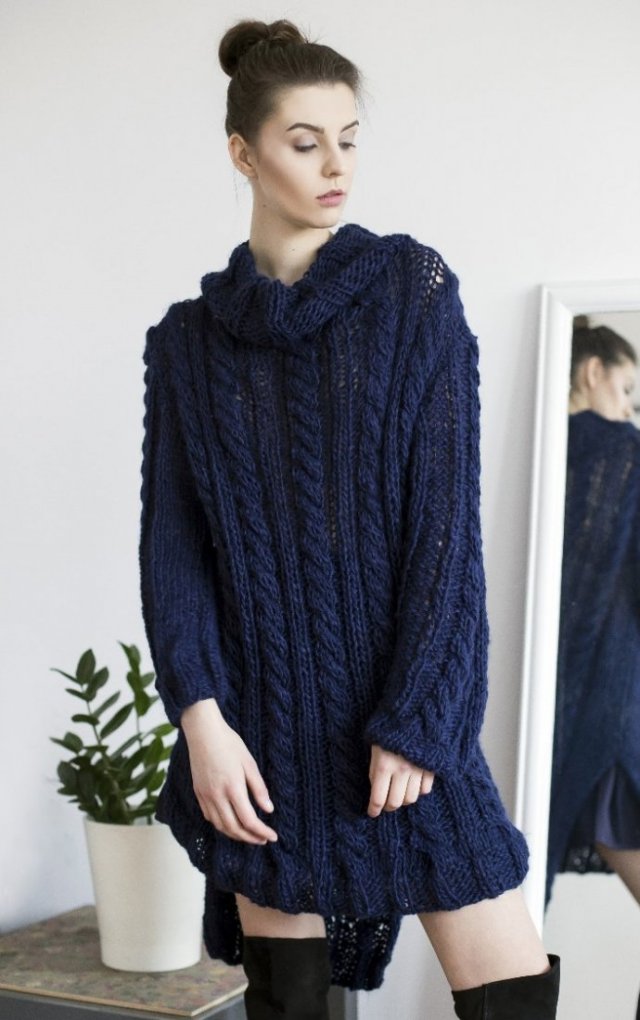 Sweter z motywem warkoczy