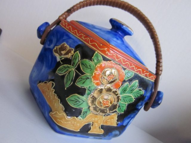 Orientalna ręcznie malowana NOVELTIC TRADE MARK CUKIERNICA PORCELANOWA